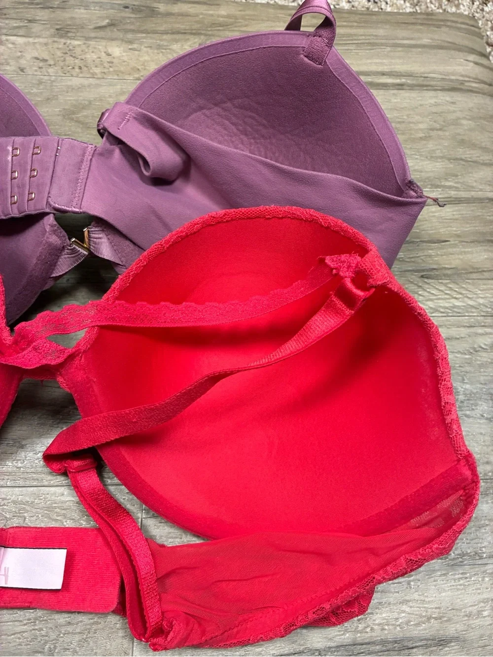 Victoria Secret 2 Underwired Push Up Bras Smooth Lace